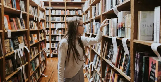 Are Your Students Majoring In Debt? Here’s How a Financial Wellness Program Can Help header