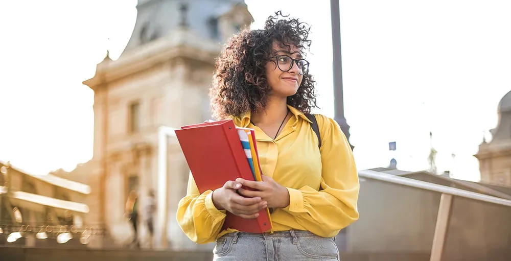 College Students Need Help Avoiding These Common Financial Hurdles (eTrade Streetwise) header
