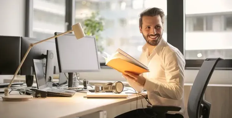 How to Increase Workplace Loyalty with This Financial Wellness Strategy header