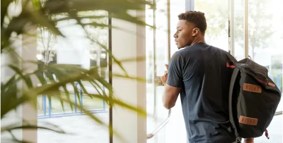 5 Reasons Why Colleges Need to Start Teaching Financial Literacy Immediately header